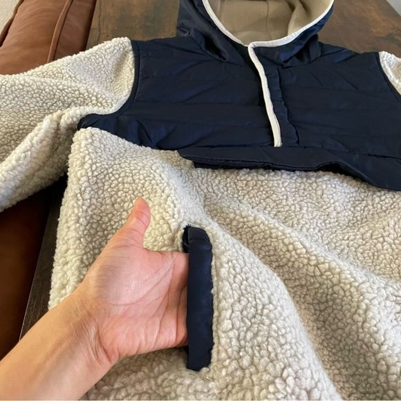 London Fog Dark Blue & Cream Color-Block Puffer-Panel Sherpa Hooded Pullover - Picture 11 of 14